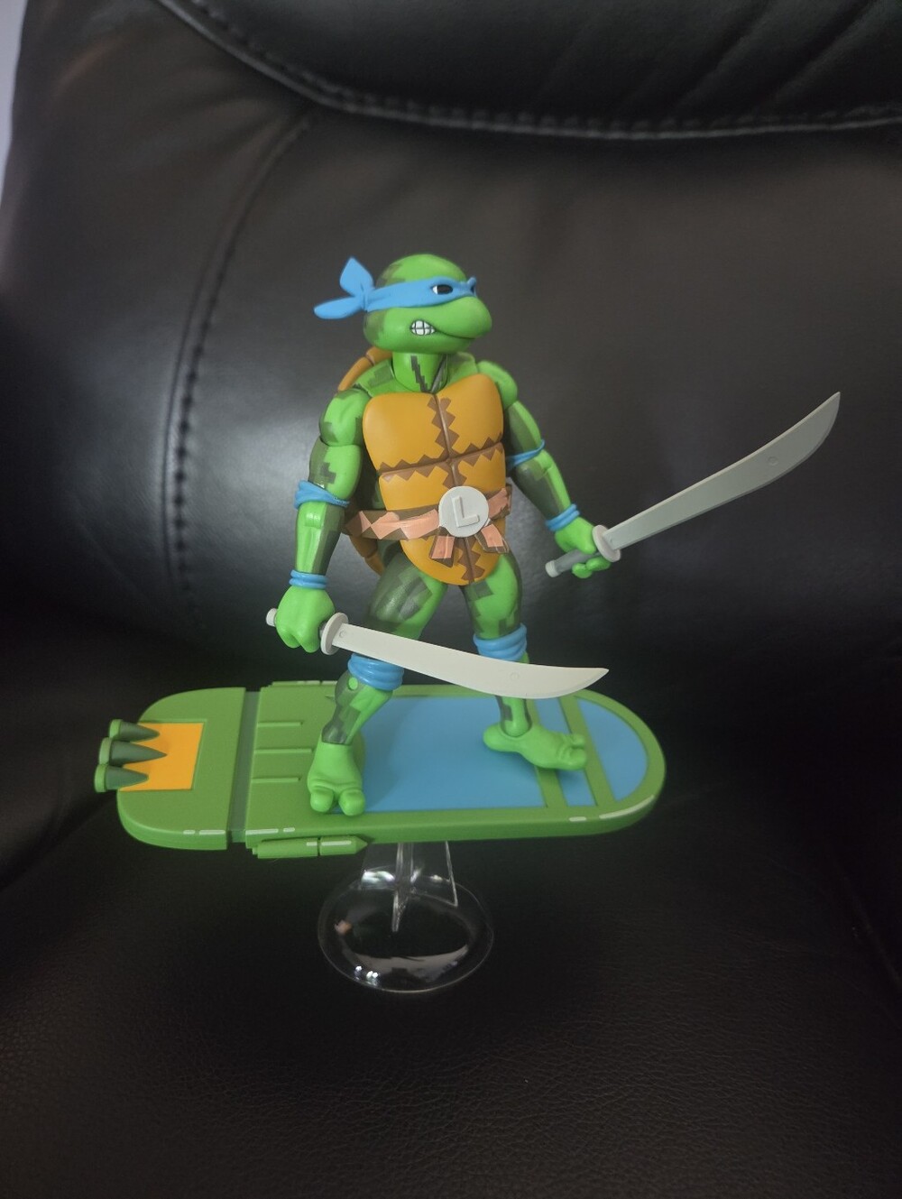 Neca Teenage Mutant Ninja Turtles 7-inch Leonardo Action Figure